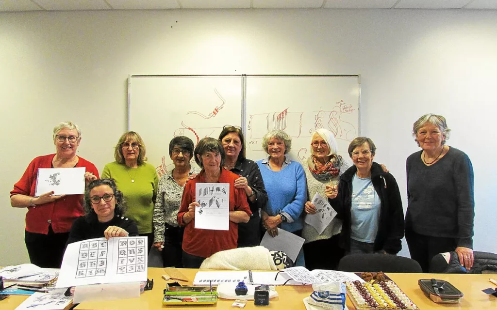 Presse : À Lorient, les élèves de calligraphie exposent ....